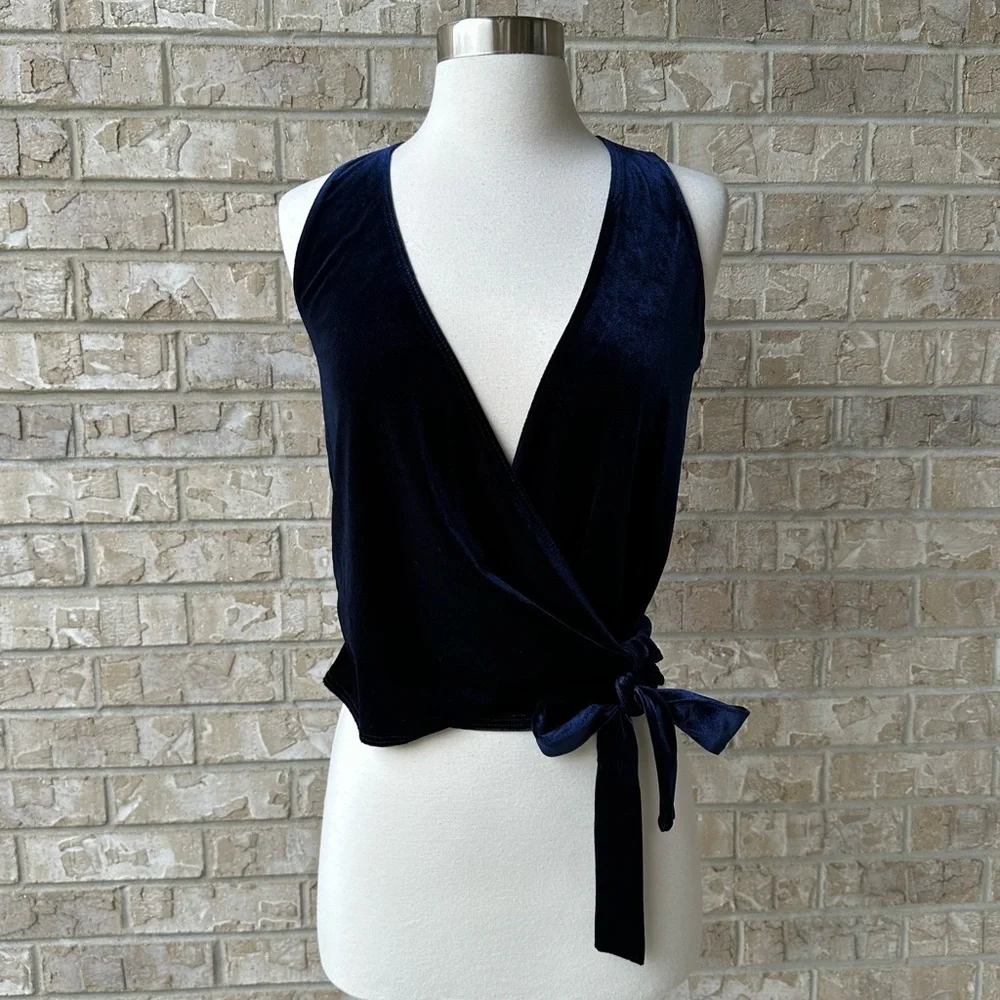 Aqua V Neck Velvet Top Blouse Size S 🌸 - Picture 7 of 7